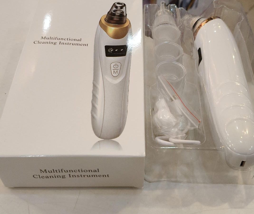 Professional Digital Blackhead Remover Vacuum – Electric Pore Cleaner & Acne Removal Facial Tool with LED Display